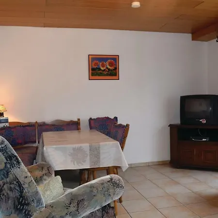 Haus Am Kirchberg S Appartement Pronsfeld